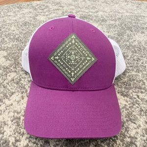 Columbia Women’s Mesh Sportwear SnapBack Hat